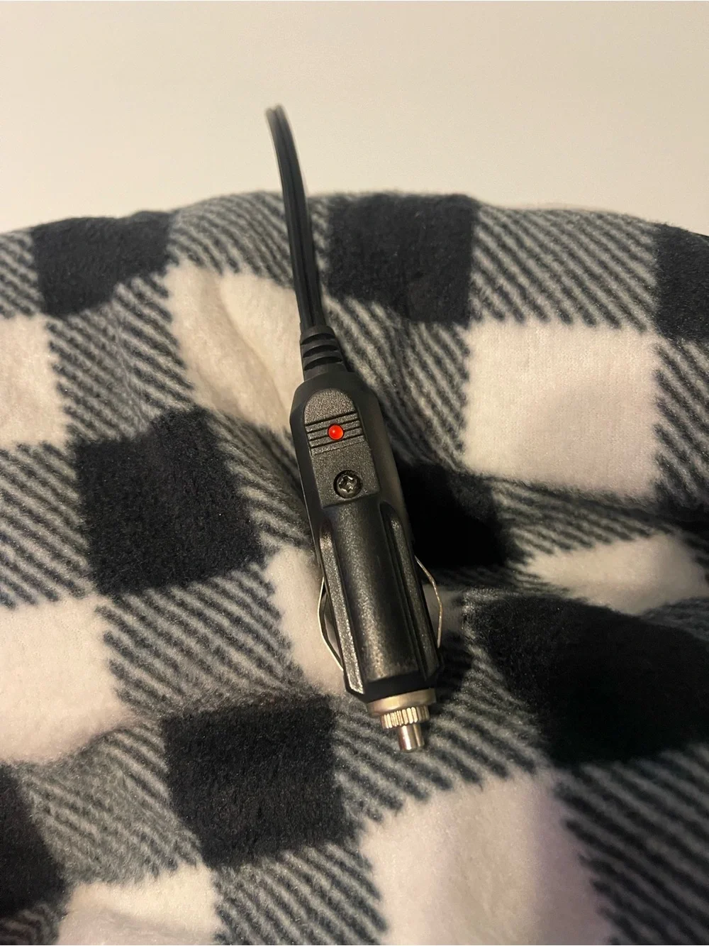 Black and White Buffalo Plaid Heated Throw Blanket for the car.